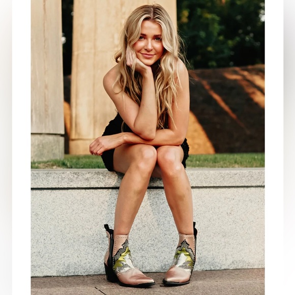 Mezcalero Chiara Rose Gold Glam Western booties - Sz. 41 New in Box - Picture 8 of 10